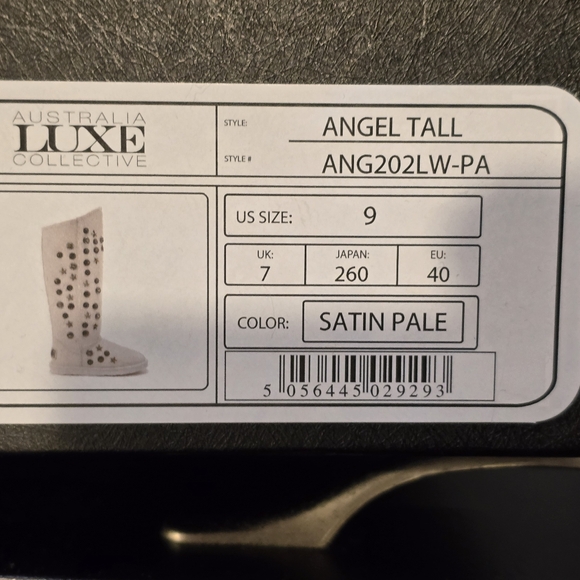 Australia Luxe Celebrity Stud Tall Boots In Winter White! Offers Considered - Picture 13 of 17